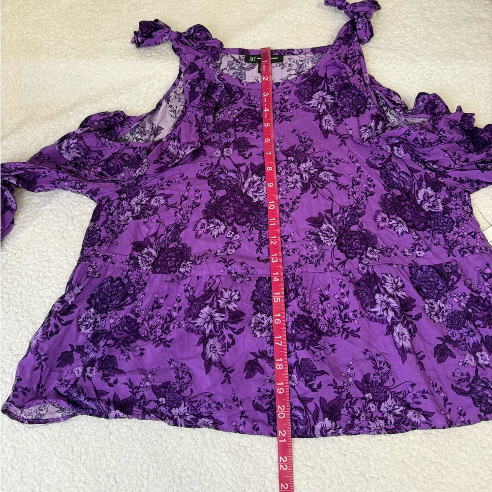 INC cold shoulder floral print top medium - Picture 11 of 11